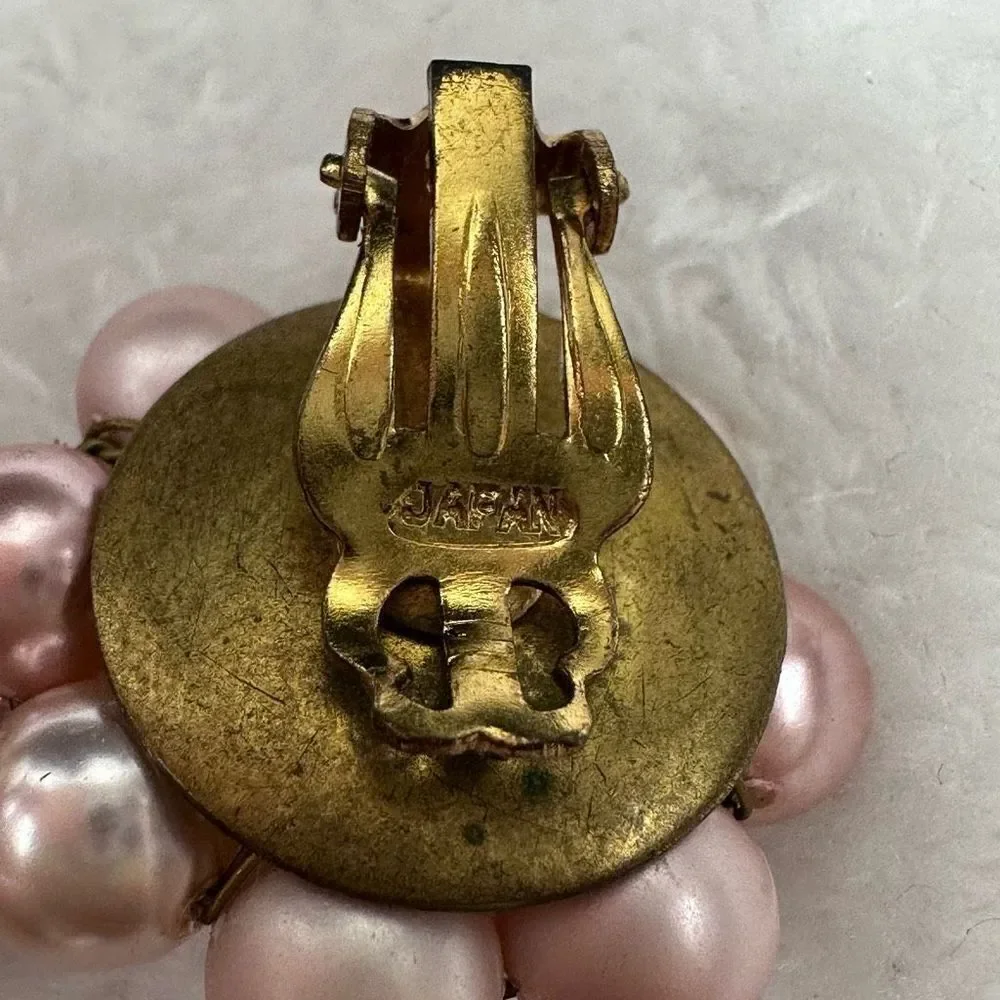 Vintage Flower Pink Pearl Cluster Clip Earrings Gold Tone JAPAN‎ Womens Jewelry